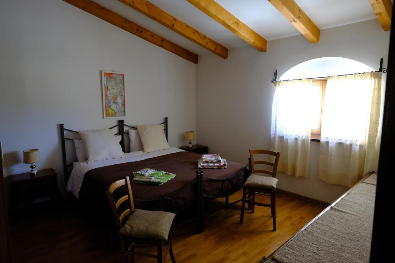 Casa Vacanze Campo d'Arco Nocera Umbra Exterior foto